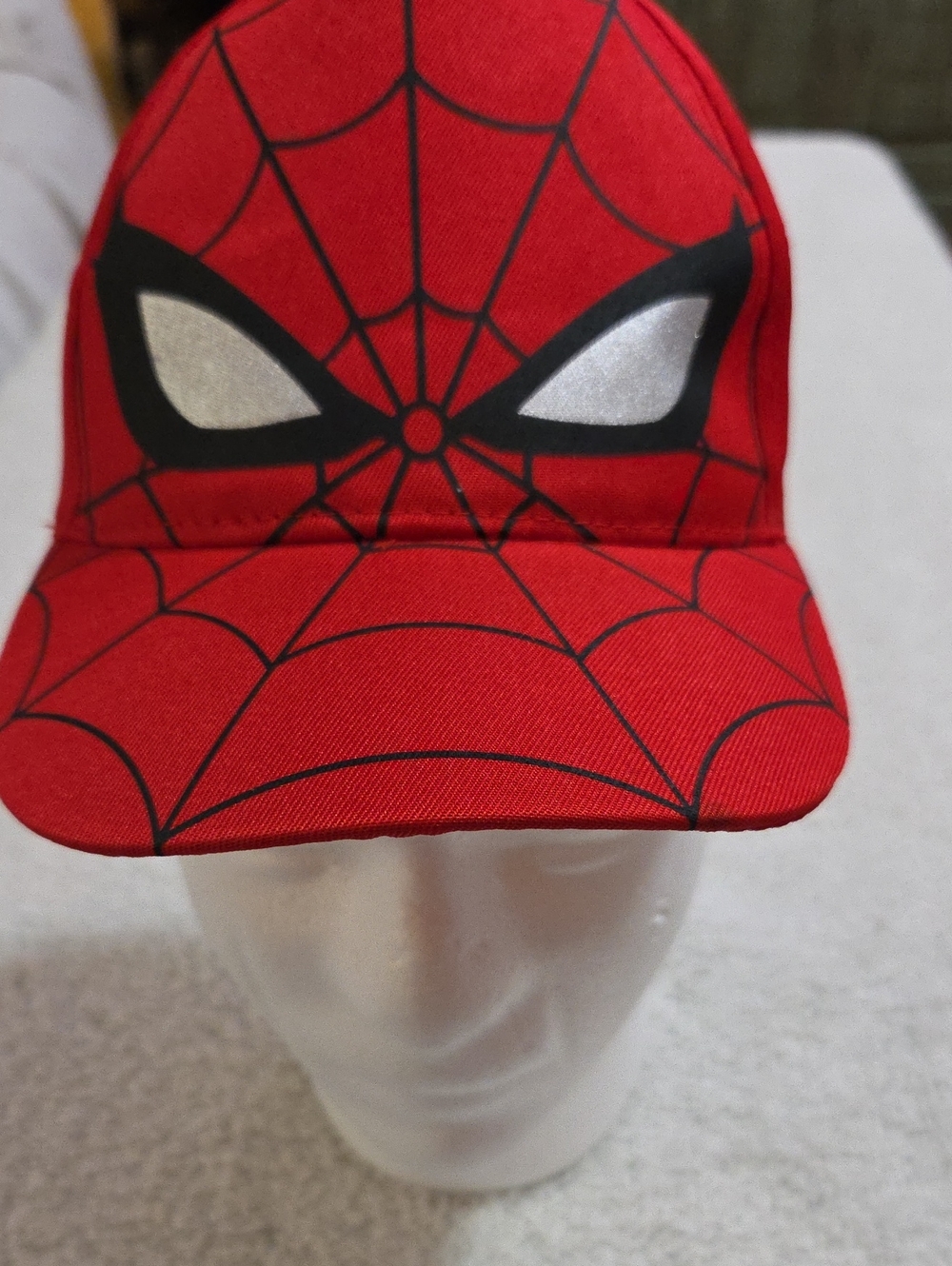 NWT MARVEL SPIDER-MAN BASEBALL HAT